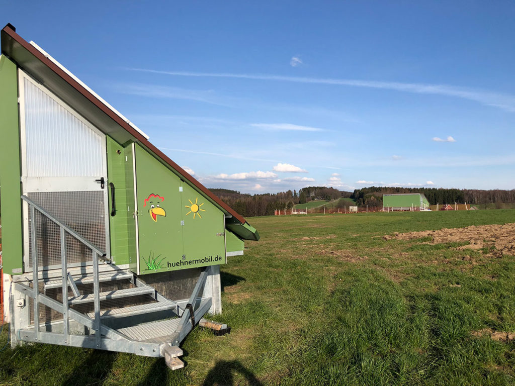 Hühnermobile auf Bauernhof Holberg in Radevormwald 